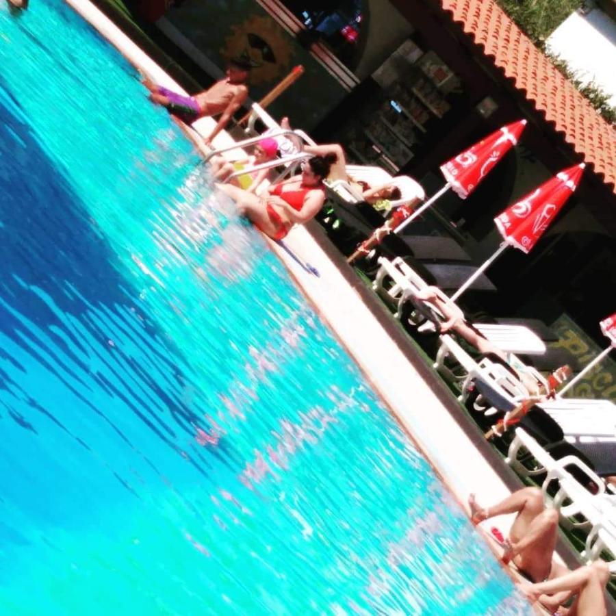 B&B The Sun Swimming & Pool تورينو المظهر الخارجي الصورة